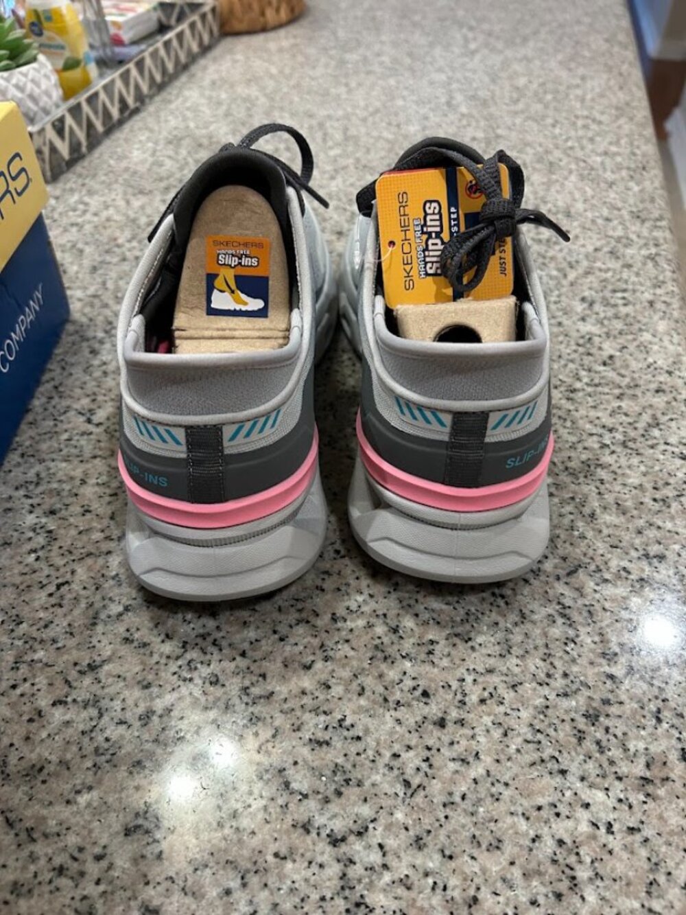Skechers Women's Slip-ins Grey & Pink Sneakers NIB Size 7.5 - Picture 6 of 8